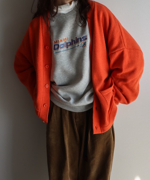 NBA/NFL/NHL/MLB（エヌビーエーエヌエフエルエヌエイチエルエムエルビー）の「MIAMI Dolphins NFL チームロゴ刺繍スウェットトレーナー（スウェット・レディース・ホワイト/グレー・M/L）」の7枚目の写真
