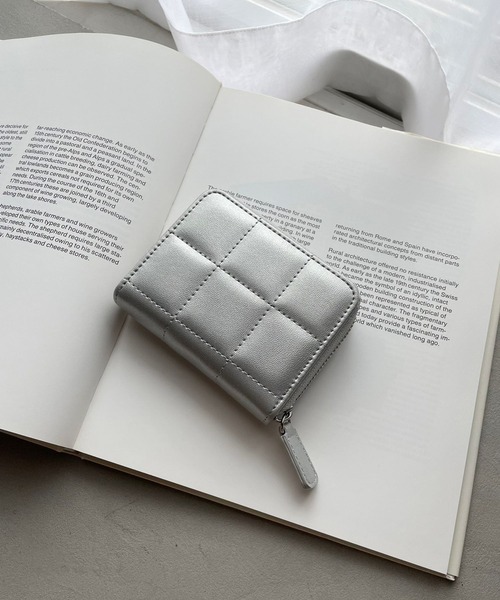 monaka　24枚 お札が折れない カードミニサイフ 183061（財布）｜Me%（ミィ