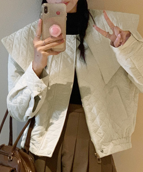 DAY CLOSET(デイ クローゼット)の「レディース ビッグカラーショート丈キルティングジャケット(その他アウター・レディース・オフホワイト・ONE SIZE)」の10枚目の写真