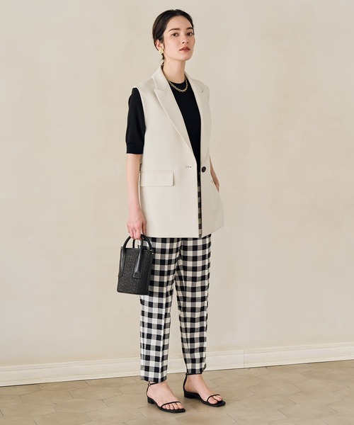 ROPE'（ロペ）の「サイドスリットテーラードジレ/セットアップ対応（ベスト・レディース・ネイビー/クリーム・38）」の4枚目の写真