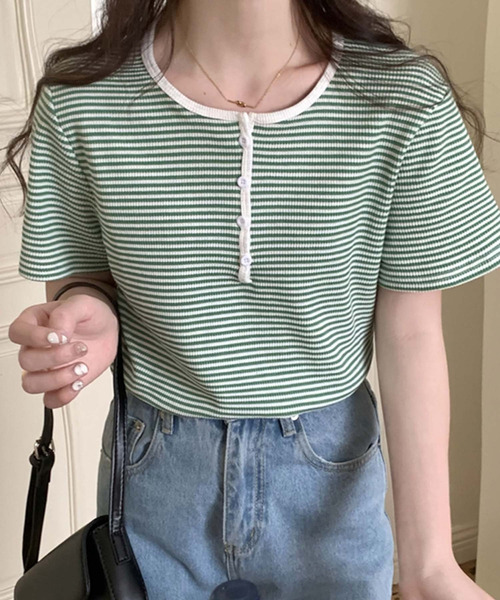 Girly Doll(ガーリードール)の「ヘンリーネックボーダートップス(Tシャツ/カットソー・レディース・ブラック/グリーン/パープル/ブルー/グレー・F)」の12枚目の写真