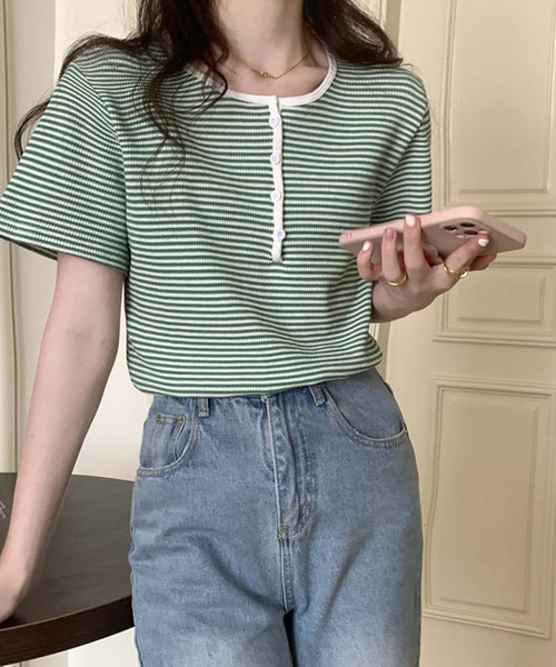 Girly Doll(ガーリードール)の「ヘンリーネックボーダートップス(Tシャツ/カットソー・レディース・ブラック/グリーン/パープル/ブルー/グレー・F)」の13枚目の写真