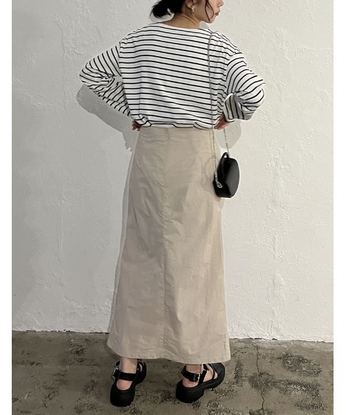 Re:EDIT（リエディ）の「[2023S/S COLLECTION][低身長/高身長サイズ有]シャーリングデザインスリットナロースカート（スカート・レディース・ベージュ/グレイッシュベージュ/ブラック・MEDIUM/SHORT/TALL/LARGE）」の16枚目の写真