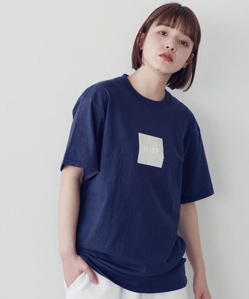 HUF(ハフ)の「HUF / ハフ ESSENTIALS BOX LOGO S/S TEE 半袖 ロゴ プリント Tシャツ(Tシャツ/カットソー・メンズ・ホワイト/ブラック/グリーン/ネイビー・X-LARGE/MEDIUM/LARGE)」の4枚目の写真