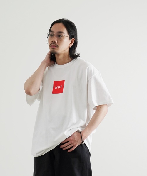 HUF(ハフ)の「HUF / ハフ ESSENTIALS BOX LOGO S/S TEE 半袖 ロゴ プリント Tシャツ(Tシャツ/カットソー・メンズ・ホワイト/ブラック/グリーン/ネイビー・X-LARGE/MEDIUM/LARGE)」の6枚目の写真