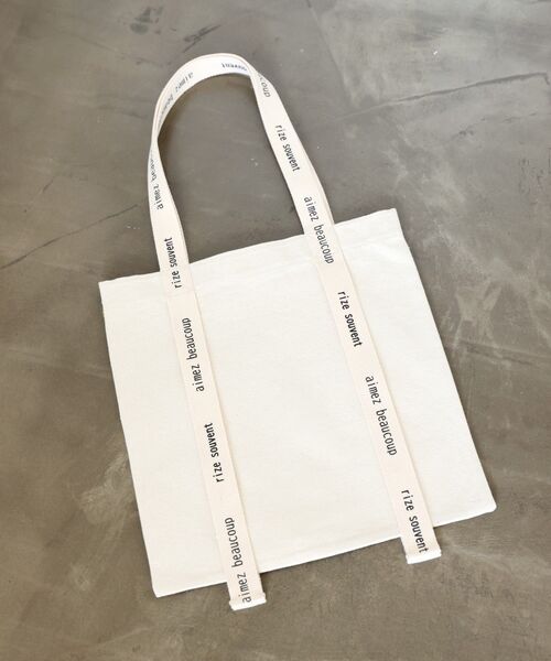 RETRO GIRL（レトロガール）の「ロングベルトトートバッグ（ショルダーバッグ・レディース・ベージュ/ナチュラル/ホワイト系その他・FREE）」の6枚目の写真