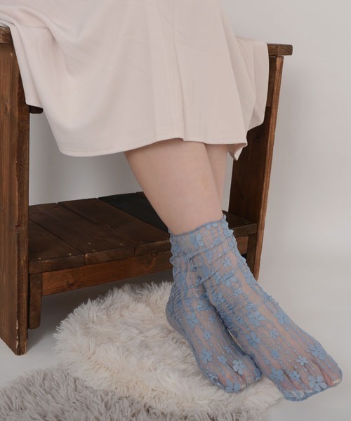 VIBGYOR Women（ヴィブジョー　ウィメン）の「【float】花柄 総レース クルー丈ソックス【6色展開】（ソックス/靴下・レディース・ブラック/ブルー/オフホワイト/ピンク/グリーン/ホワイト・FREE）」の12枚目の写真