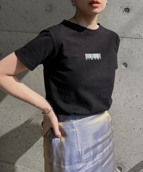 y/m by RIKA（イムバイリカ）の「バーコードTシャツ（Tシャツ/カットソー・レディース・オフホワイト/ブラック・FREE）」の18枚目の写真
