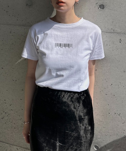 y/m by RIKA（イムバイリカ）の「バーコードTシャツ（Tシャツ/カットソー・レディース・オフホワイト/ブラック・FREE）」の16枚目の写真