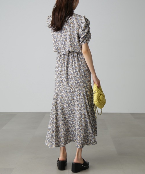 FREE'S MART（フリーズマート）の「【Sシリーズ対応】◇ボリュームスリーブマーメイドワンピース（ワンピース・レディース・ブラック系その他/オレンジ系その他/ブルー系その他/ホワイト系その他・MEDIUM/X-SMALL/SMALL）」の22枚目の写真