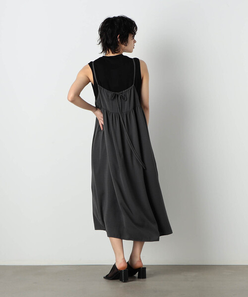 COMME CA ISM(コムサイズム)の「キャミソール ワンピース(ワンピース・レディース・チャコール/ブラック・MEDIUM/LARGE)」の21枚目の写真