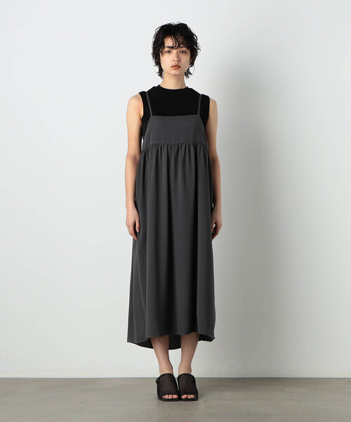COMME CA ISM(コムサイズム)の「キャミソール ワンピース(ワンピース・レディース・チャコール/ブラック・MEDIUM/LARGE)」の22枚目の写真