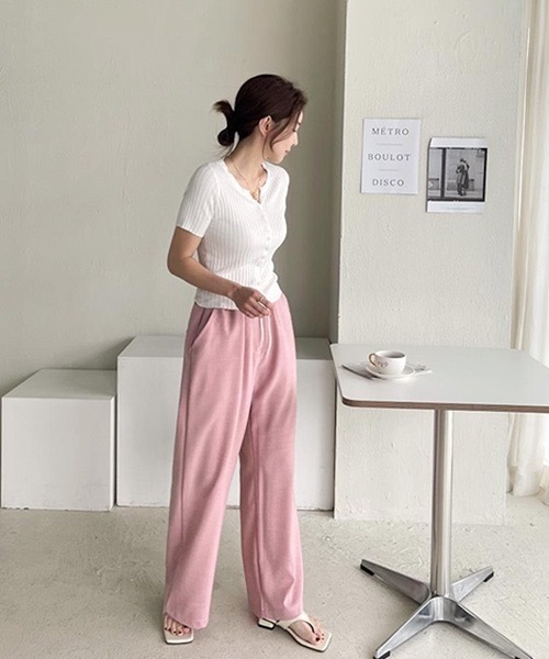 NANING9(ナンニング)の「NANING9 リブボタンニット半袖トップス(Tシャツ/カットソー・レディース・イエロー/オレンジ/アイボリー/ミント/ブラック・FREE)」の7枚目の写真