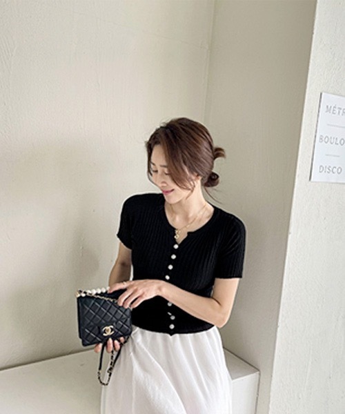 NANING9(ナンニング)の「NANING9 リブボタンニット半袖トップス(Tシャツ/カットソー・レディース・イエロー/オレンジ/アイボリー/ミント/ブラック・FREE)」の14枚目の写真