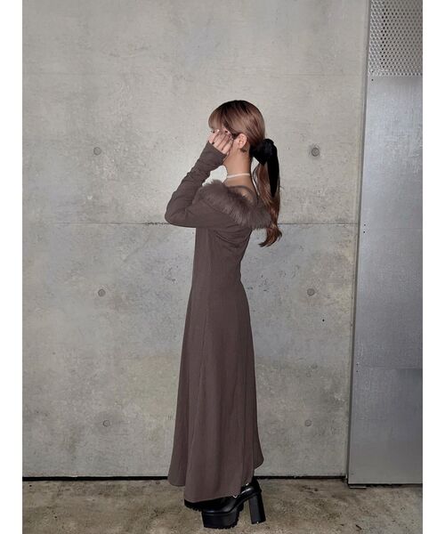 EATME（イートミー）の「ベロアリボンヘアカフ（バレッタ/ヘアクリップ・レディース・ブラック・FREE）」の3枚目の写真