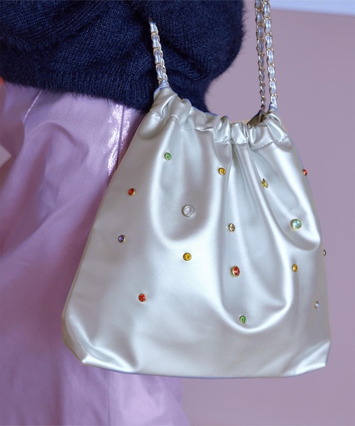 miette（ミエット）の「チェーンショルダービジュー巾着バッグ（ショルダーバッグ・レディース・ブラック/シルバー・FREE）」の10枚目の写真