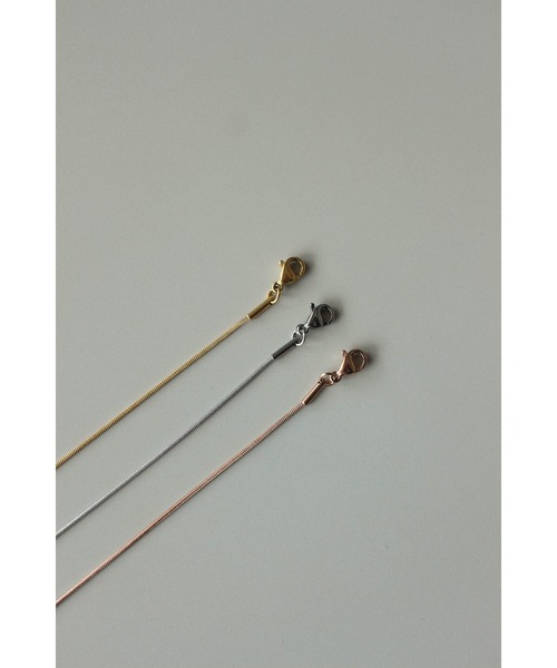 ebine(エビネ)の「1mm Simple Bracelet 金属アレルギー対応 サージカルステンレス(ブレスレット・レディース・ゴールド/シルバー/ピンクゴールド・FREE)」の9枚目の写真