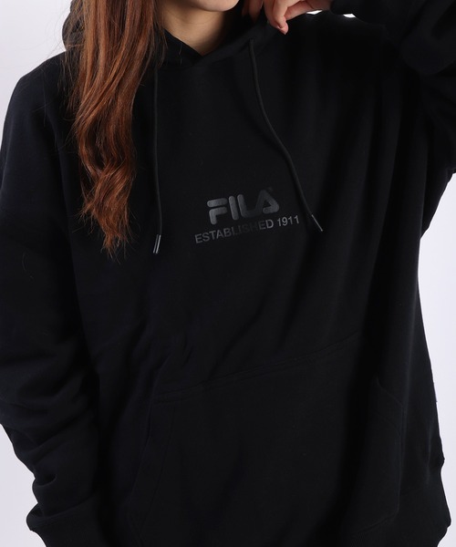 FILA(フィラ)の「FILA ロゴプリント 裏毛オーバーサイズプルパーカー(パーカー・メンズ・ブラック/ネイビー/ミックスグレー・FREE)」の6枚目の写真