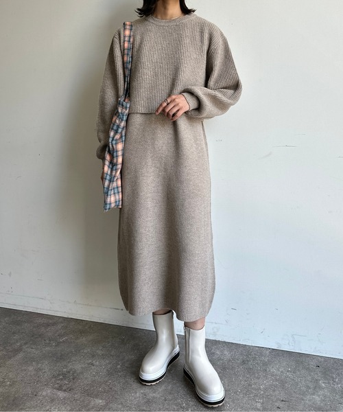 CPCM(シーピーシーエム)の「バッククロスもちもちニットアップ(ワンピース・レディース・ブラック/ベージュ/カーキ/マスタード・FREE)」の22枚目の写真