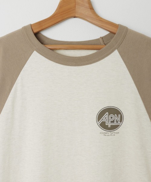 andme(アンドミー)の「配色ラグラン長袖プリントTシャツワンピース(ワンピース・レディース・チャコールグレー/グレー/ブルー/ベージュ・M)」の9枚目の写真