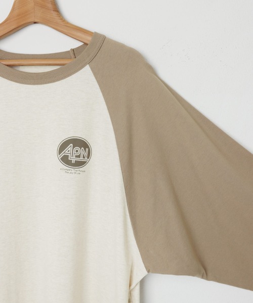 andme(アンドミー)の「配色ラグラン長袖プリントTシャツワンピース(ワンピース・レディース・チャコールグレー/グレー/ブルー/ベージュ・M)」の22枚目の写真