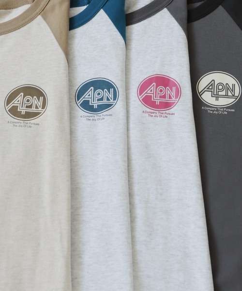 andme(アンドミー)の「配色ラグラン長袖プリントTシャツワンピース(ワンピース・レディース・チャコールグレー/グレー/ブルー/ベージュ・M)」の10枚目の写真