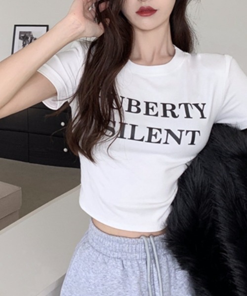 Vipoa(ヴィポア)の「PUBERTYコンパクトTシャツ(Tシャツ/カットソー・レディース・ブラック/ホワイト・FREE)」の6枚目の写真
