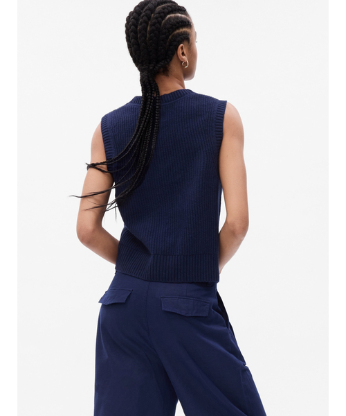 GAP（ギャップ）の「CashSoft カシミヤタッチ リブ セーターベスト（ベスト・レディース・ネイビー/グレー/ブラック/ブラウン・XS/S/XXS/XL/L/M）」の20枚目の写真