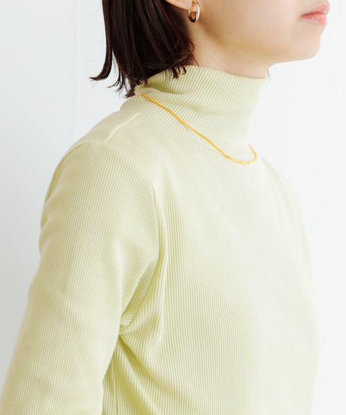 URBAN RESEARCH（アーバンリサーチ）の「『UR TECH』裏起毛タートルネックカットソー（Tシャツ/カットソー・レディース・ベージュ系その他/チャコールグレー/グリーン系その他/ブルー/オフホワイト・FREE）」の17枚目の写真