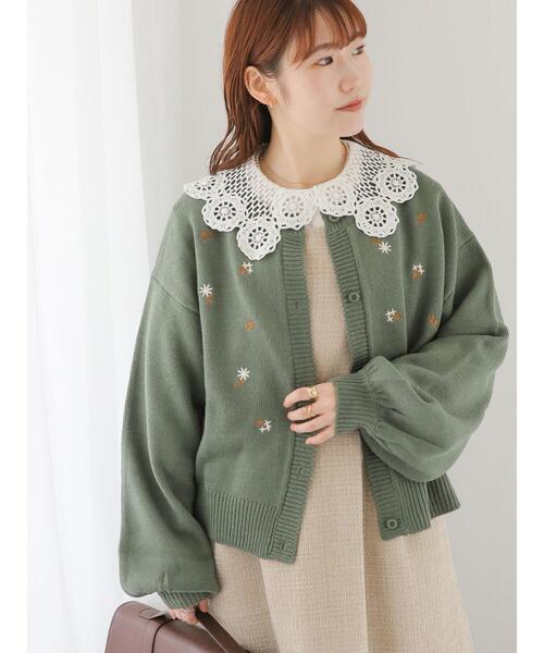 ehka sopo（エヘカソポ）の「飛び刺繍カーディガン（カーディガン/ボレロ・レディース・キナリ/グリーン/モカ・F）」の3枚目の写真