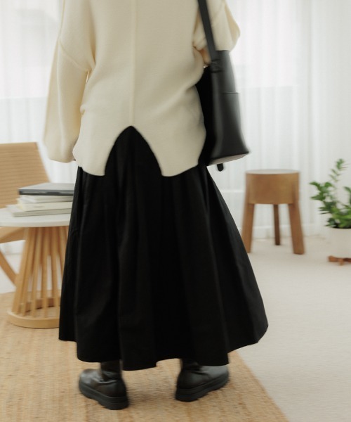 flower(フラワー)の「ポケットショルダーバッグ(ショルダーバッグ・レディース・アイボリー/ブラック・FREE)」の7枚目の写真