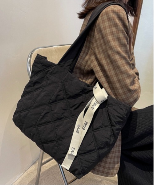 Burner(バーナー)の「【OKUOKU Recommend Select】キルティング トートバッグ oku-bag-665992066505-26 U(トートバッグ・レディース・カーキ/オレンジ/アイボリー/チャコールグレー/ブラック/マスタード・FREE)」の2枚目の写真