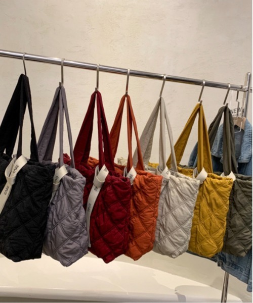Burner(バーナー)の「【OKUOKU Recommend Select】キルティング トートバッグ oku-bag-665992066505-26 U(トートバッグ・レディース・カーキ/オレンジ/アイボリー/チャコールグレー/ブラック/マスタード・FREE)」の17枚目の写真