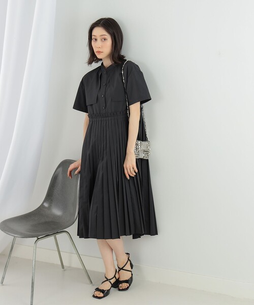 Ray BEAMS（レイビームス）の「Ray BEAMS / ヨーク レイヤー ハーフスリーブ プリーツ ワンピース（ワンピース・レディース・ライトブルー/ベージュ/ブラック・ONE SIZE）」の8枚目の写真