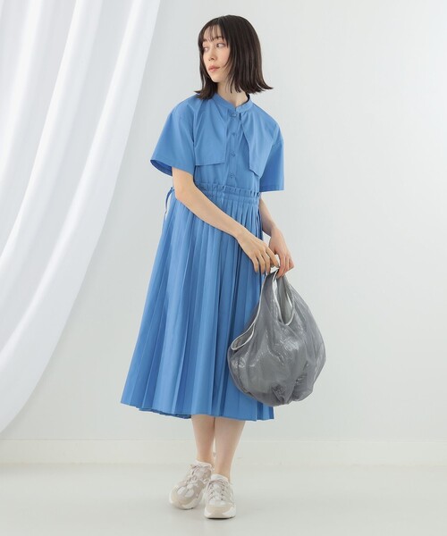 Ray BEAMS（レイビームス）の「Ray BEAMS / ヨーク レイヤー ハーフスリーブ プリーツ ワンピース（ワンピース・レディース・ライトブルー/ベージュ/ブラック・ONE SIZE）」の14枚目の写真