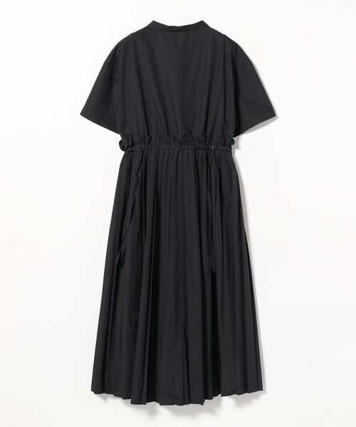 Ray BEAMS（レイビームス）の「Ray BEAMS / ヨーク レイヤー ハーフスリーブ プリーツ ワンピース（ワンピース・レディース・ライトブルー/ベージュ/ブラック・ONE SIZE）」の18枚目の写真