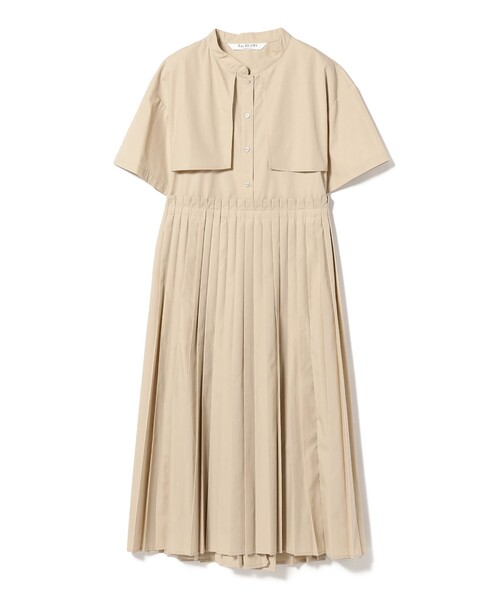 Ray BEAMS（レイビームス）の「Ray BEAMS / ヨーク レイヤー ハーフスリーブ プリーツ ワンピース（ワンピース・レディース・ライトブルー/ベージュ/ブラック・ONE SIZE）」の9枚目の写真