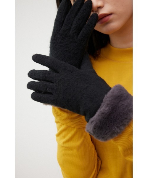 AZUL by moussy（アズールバイマウジー）の「フェイクファーグローヴ（手袋・レディース・ライトベージュ/ブラック・FREE）」の12枚目の写真