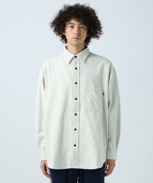 BAYFLOW（ベイフロー）の「ブラッシュドプレーンシャツ（シャツ/ブラウス・メンズ・カーキ/オフホワイト・LARGE/MEDIUM）」の4枚目の写真