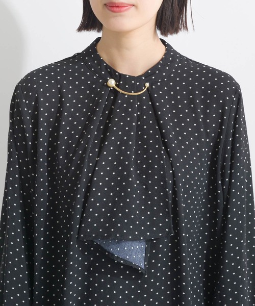 PICCIN(ピッチン)の「【WEB限定】メタルパールバーボウタイドットブラウス(メタルパールバー取り外し可能)(シャツ/ブラウス・レディース・ブラック/オフホワイト・M)」の12枚目の写真