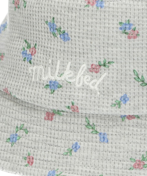 MILKFED.（ミルクフェド）の「FLORAL PATTERN WAFFLE HAT（ハット・レディース・アッシュ/オフホワイト・ONE SIZE）」の3枚目の写真