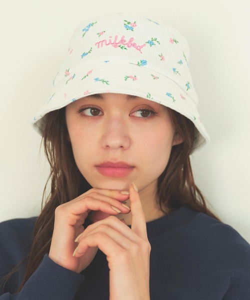 MILKFED.（ミルクフェド）の「FLORAL PATTERN WAFFLE HAT（ハット・レディース・アッシュ/オフホワイト・ONE SIZE）」の17枚目の写真
