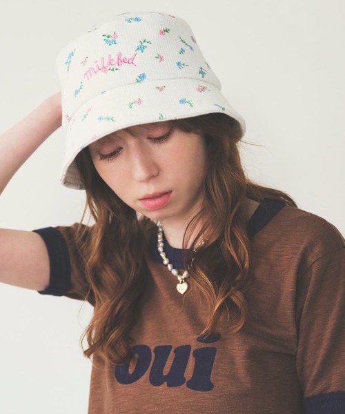 MILKFED.（ミルクフェド）の「FLORAL PATTERN WAFFLE HAT（ハット・レディース・アッシュ/オフホワイト・ONE SIZE）」の15枚目の写真