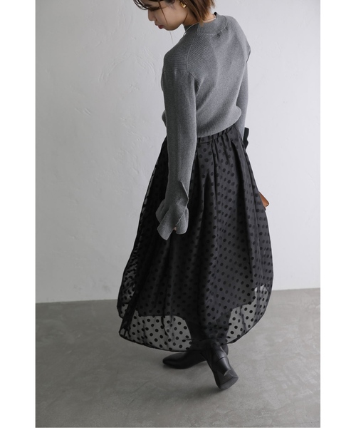 La TOTALITE（ラトータリテ）の「《追加》シアードットタックスカート（スカート・レディース・ブラック/ベージュ・36/38）」の12枚目の写真