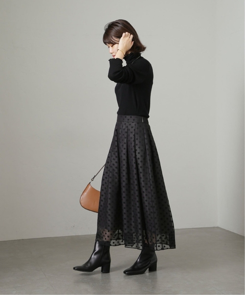 La TOTALITE（ラトータリテ）の「《追加》シアードットタックスカート（スカート・レディース・ブラック/ベージュ・36/38）」の13枚目の写真