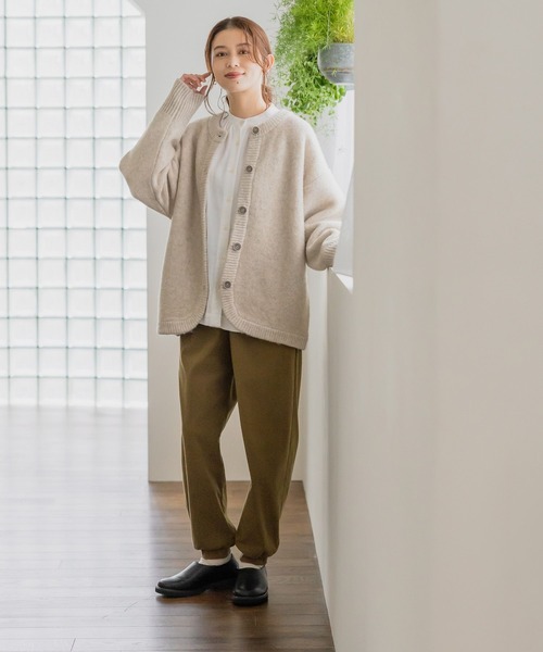 studio CLIP(スタディオクリップ)の「コーデュロイジョガーパンツ(その他パンツ・レディース・ライトグレー/ネイビー/カーキ/スモーク・MEDIUM/LARGE)」の14枚目の写真