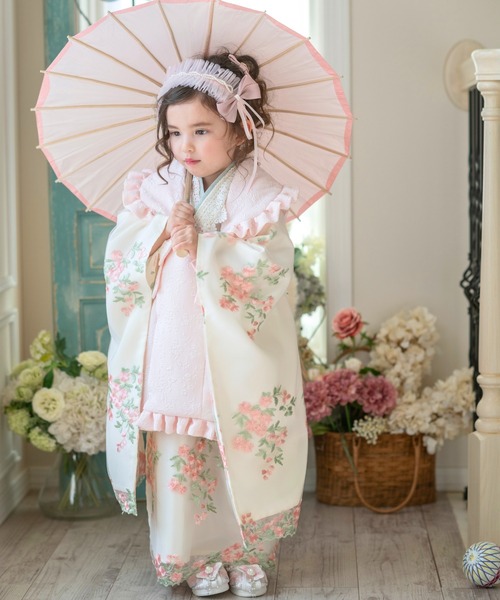 Catherine Cottage（キャサリンコテージ）の「花刺繍とパールの履物（バレエシューズ・キッズ・ベージュ/ホワイト・17/16/18/19/20/21/22）」の9枚目の写真