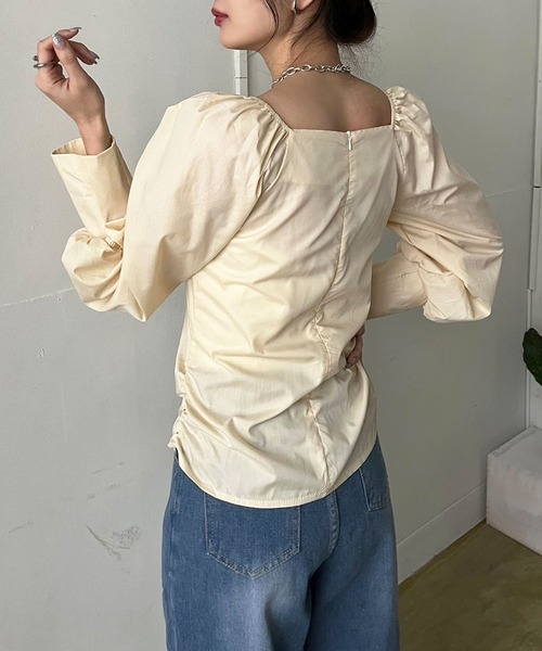 Jewelobe(ジュエローブ)の「2wayギャザーディテールデザイントップス(シャツ/ブラウス・レディース・ホワイト/ベージュ/ブラック・FREE)」の14枚目の写真