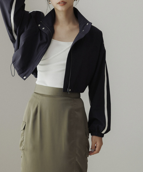 CE'E_SE'E（シーシー）の「クロップドトラックブルゾン（ブルゾン・レディース・ベージュ/ネイビー・FREE）」の18枚目の写真