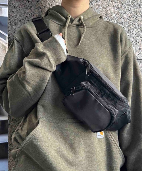 ROTHCO(ロスコ)の「ROTHCO / ROTHCO Black Crossbody Fanny Pack / R-5431(ショルダーバッグ・メンズ・ブラック・SMALL)」の1枚目の写真